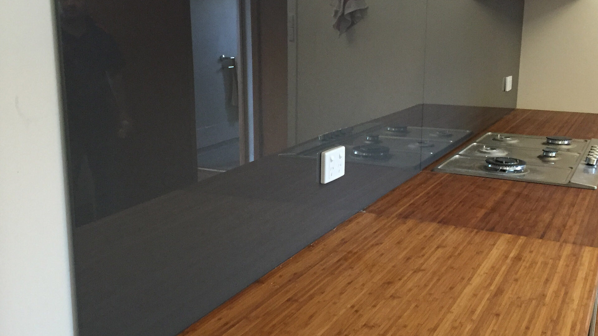 Glass Splashback Installers Melbourne