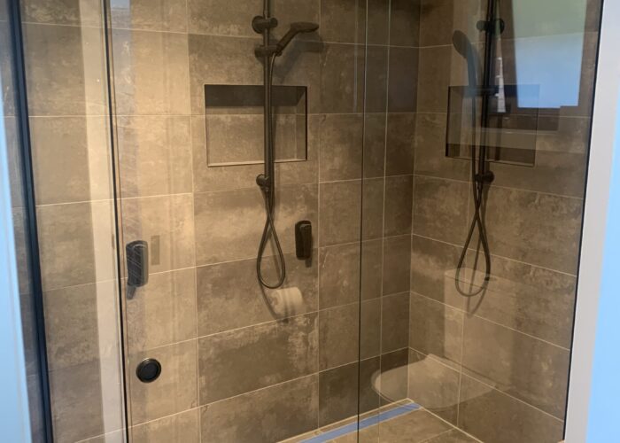 Momentum Sliding Shower Screen Installation Melbourne